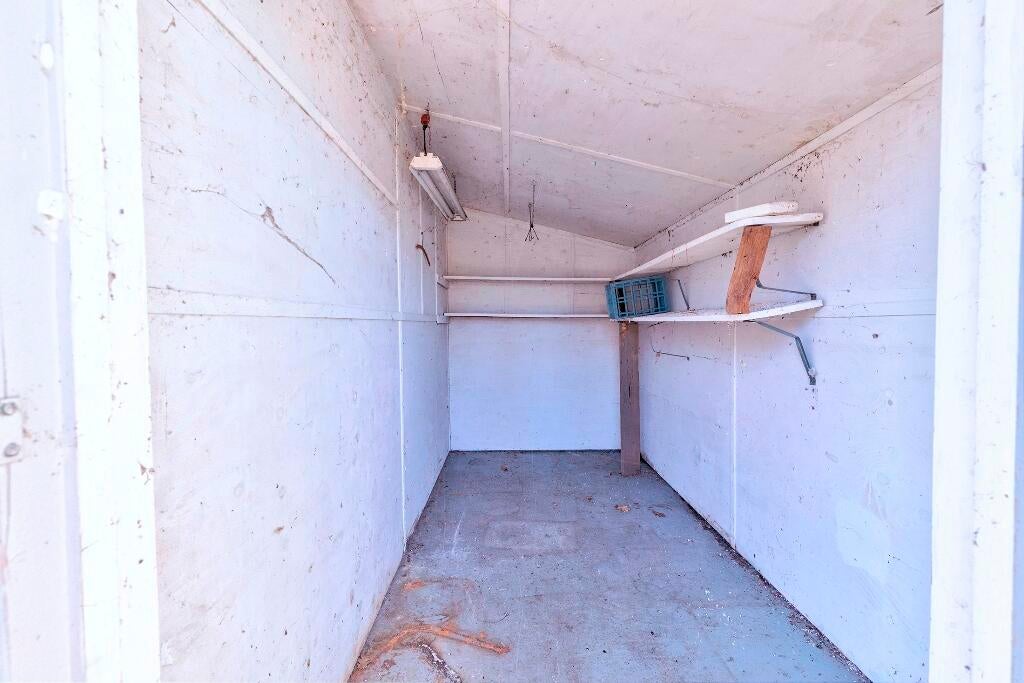 111 Norman Road Selma, OR 97538 - Photo 33 of 43 Well House - Storage