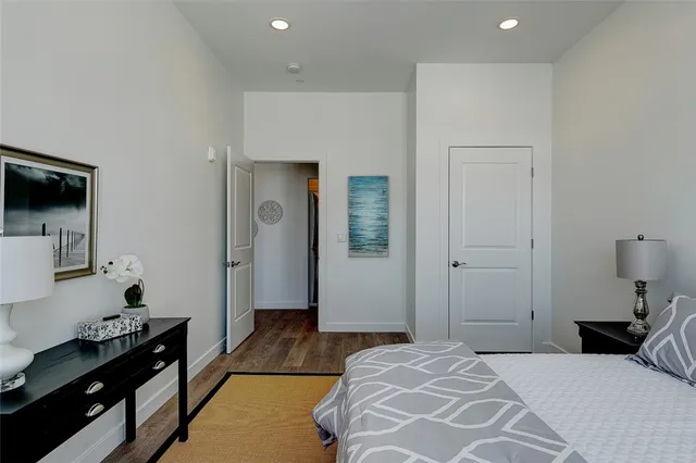 $2,050 | 30 Veterans Memorial Parkway, Unit 103, East Providence, RI 02914