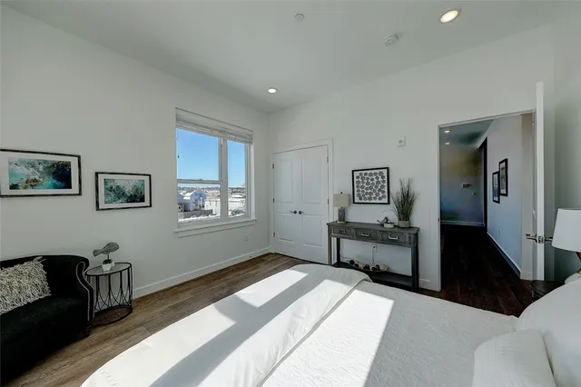 $2,050 | 30 Veterans Memorial Parkway, Unit 103, East Providence, RI 02914