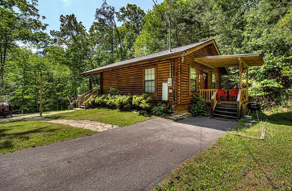 1284 Laurel Lick Road, Unit FIREFLYFOREST Sevierville, TN 37863 - Photo 12 of 40 Gallery Image 12