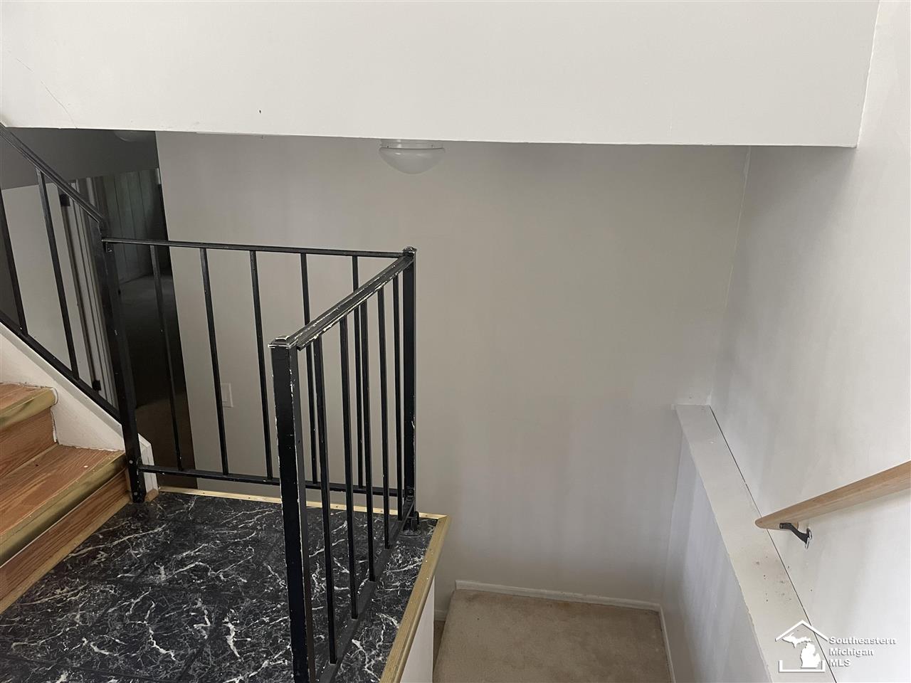 42444 Barchester Road Canton, MI 48187 - Photo 23 of 39