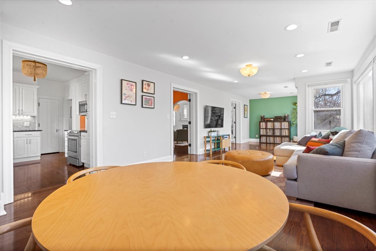 2121 South Illini Road Springfield, IL 62704 - Photo 11 of 43 a living room with furniture and wooden floor