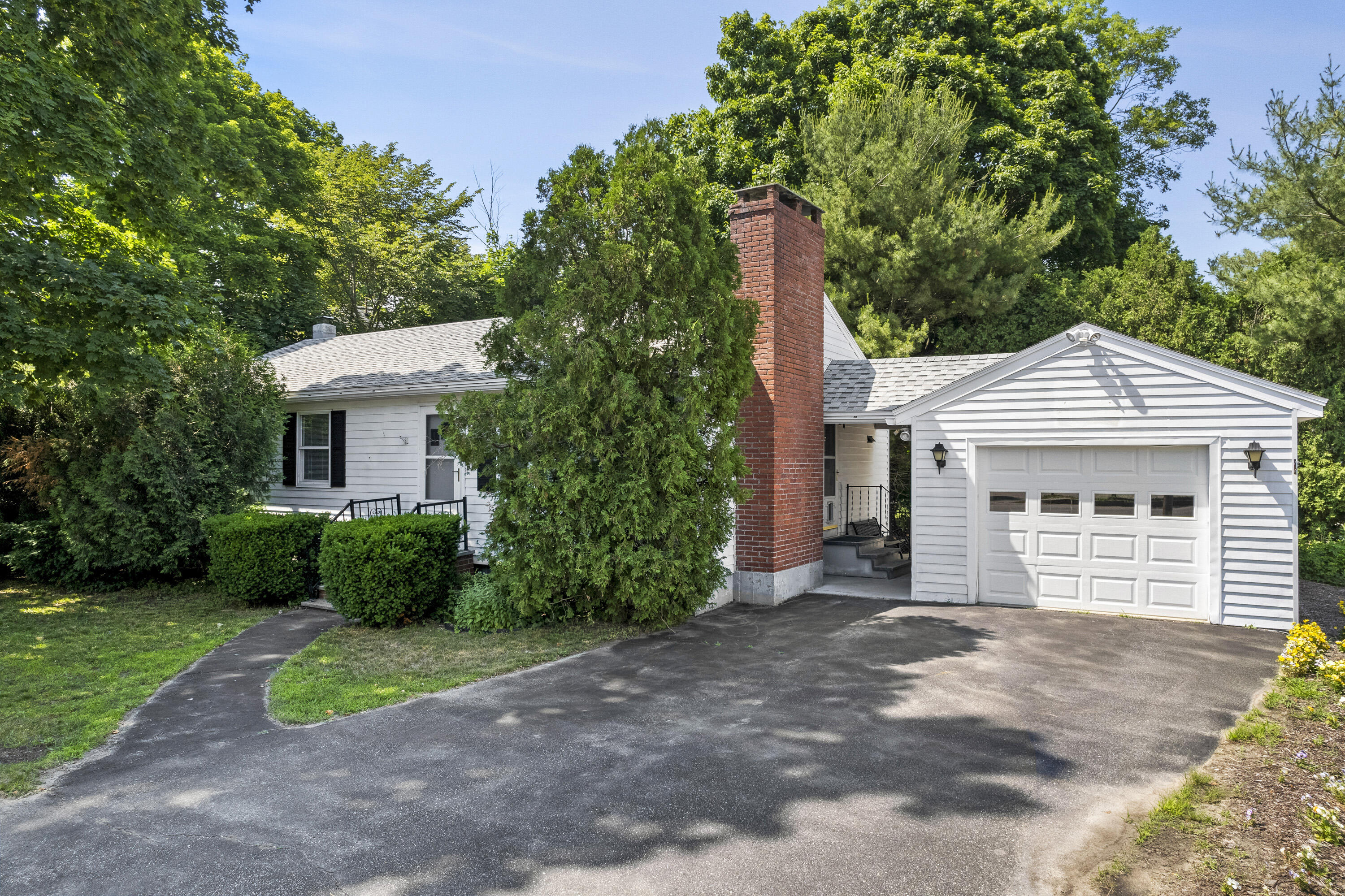 21 Chestnut Street Bath, ME 04530 - Photo 1 of 51 Welcome to 21 Chestnut Street!