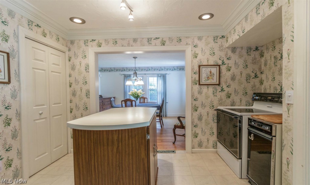8240 Midland Road Mentor, OH 44060 - Photo 13 of 25 Gallery Image 13