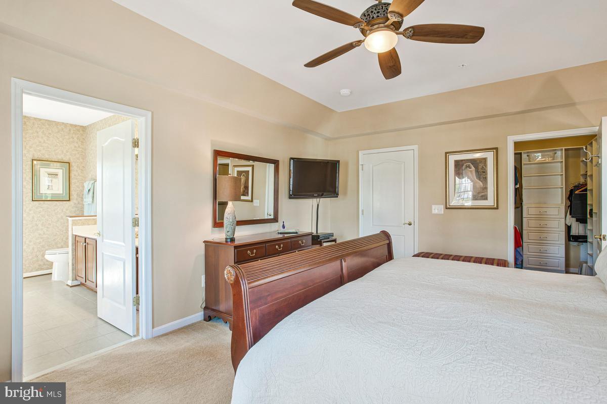 7315 Brookview Road, Unit 207 Elkridge, MD 21075 - Photo 21 of 51 Primary Bedroom