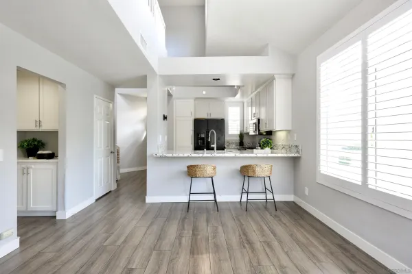 $555,000 | 3140 Castelar Court, Unit 202, Corona, CA 92882