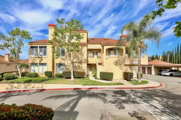 $555,000 | 3140 Castelar Court, Unit 202, Corona, CA 92882