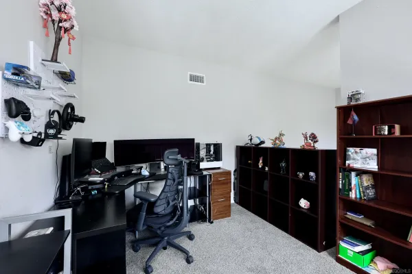 $555,000 | 3140 Castelar Court, Unit 202, Corona, CA 92882