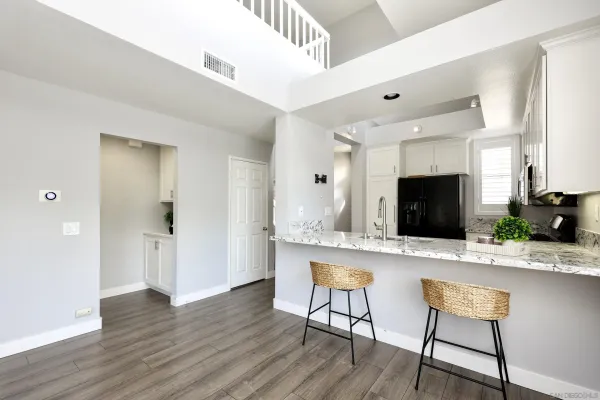 $555,000 | 3140 Castelar Court, Unit 202, Corona, CA 92882