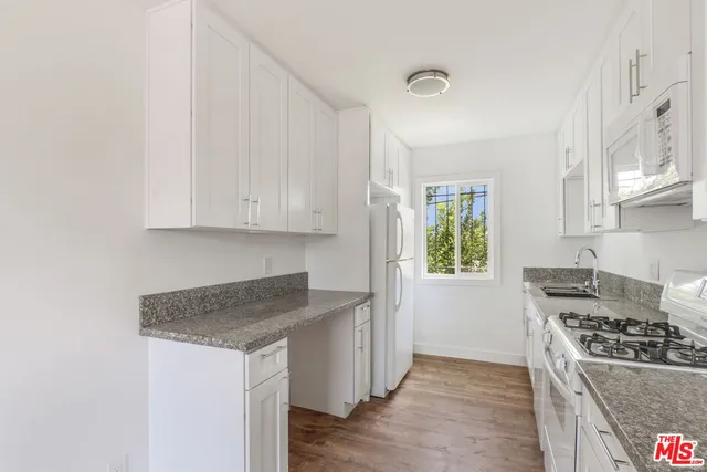 $1,795 | 1212 West 107th Street, Unit 7, Los Angeles, CA 90044