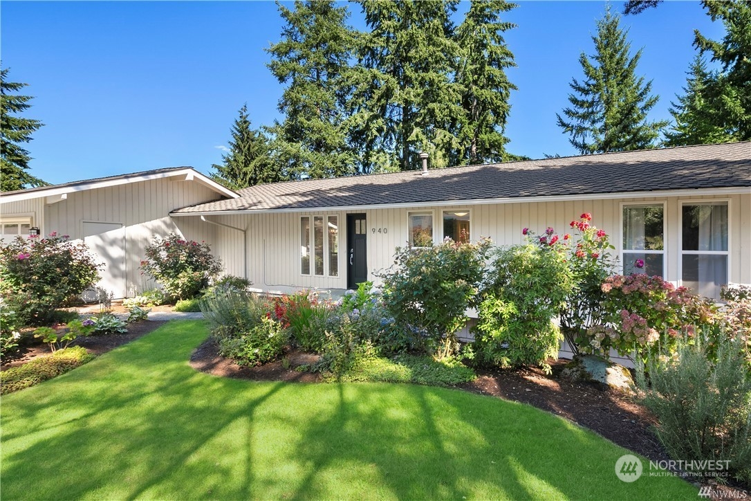 940 178th Place Northeast, Bellevue, WA 98008 Compass