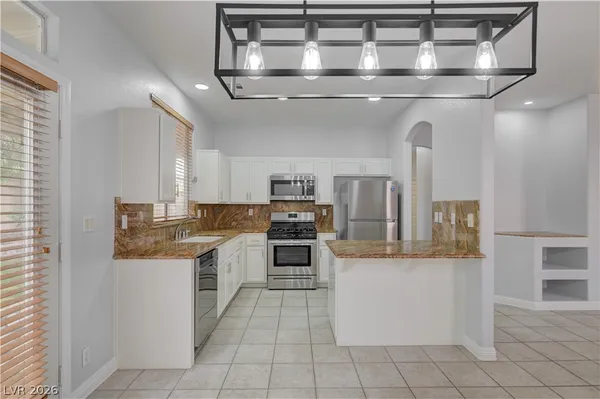 $2,350 | 1425 Hometown Avenue, Henderson, NV 89074