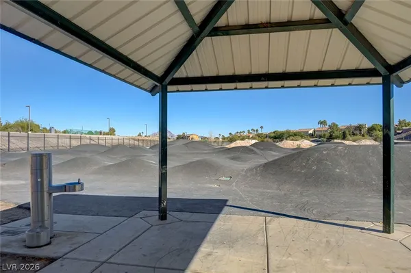 $2,350 | 1425 Hometown Avenue, Henderson, NV 89074