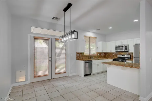 $2,350 | 1425 Hometown Avenue, Henderson, NV 89074