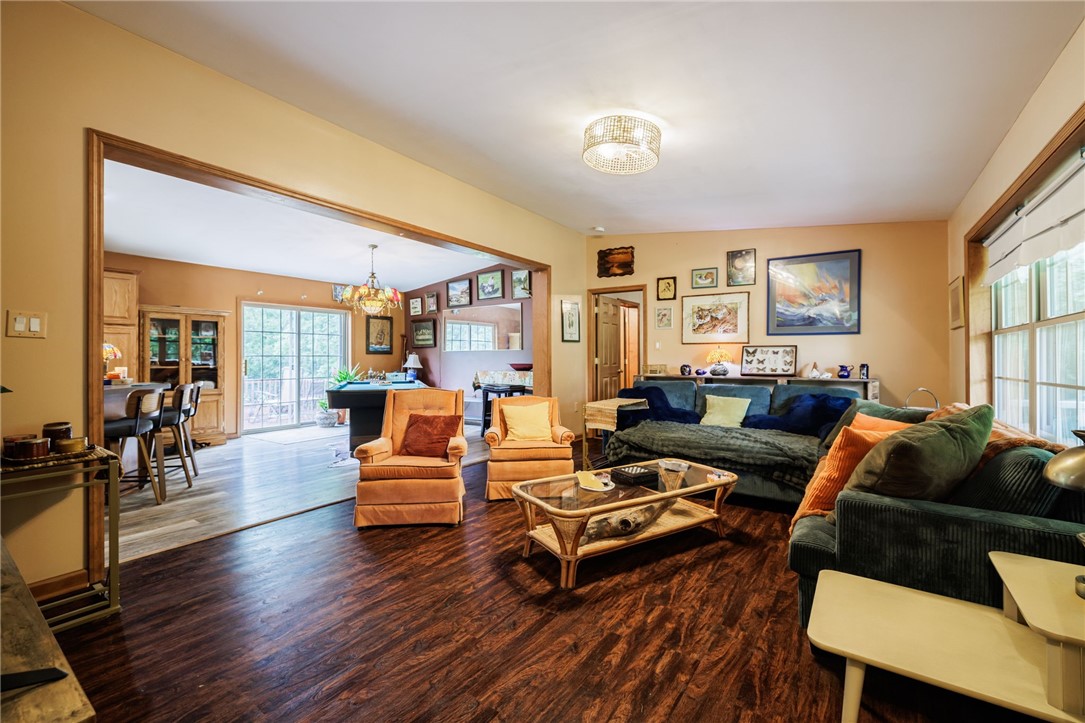 3767 Retsof Road York, NY 14533 - Photo 3 of 24 Gallery Image 3