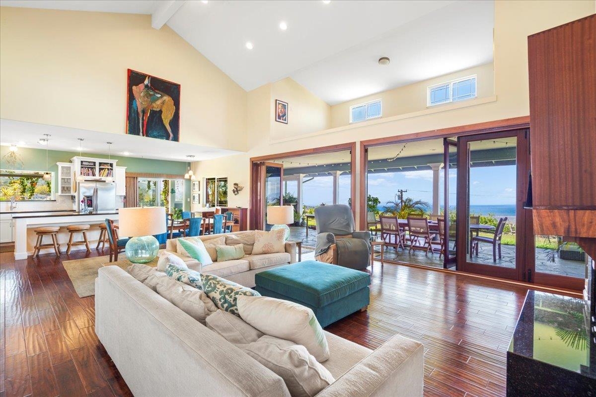 40 Pulehu Road Kula, HI 96790 - Photo 6 of 49 a living room with furniture and a large window
