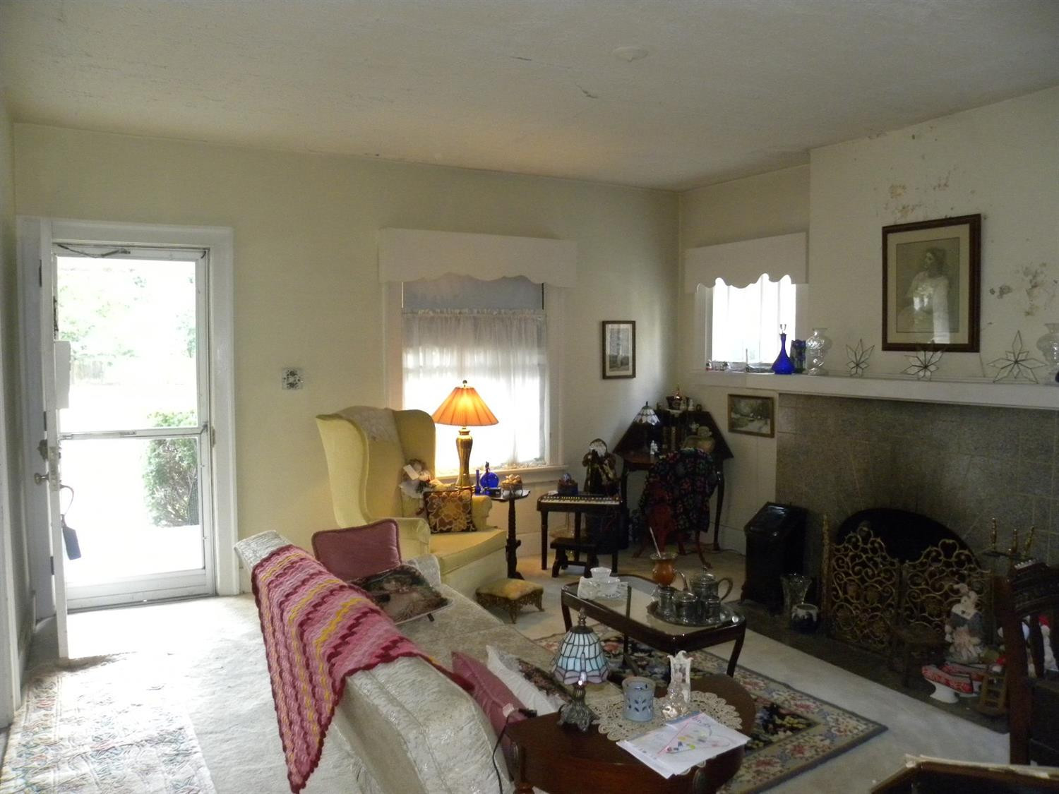 1109 Slashes Road Lexington, KY 40502 - Photo 9 of 17 Photo 9