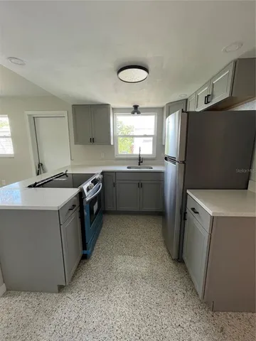 $1,745 | 2650 15th Street North, St. Petersburg, FL 33704