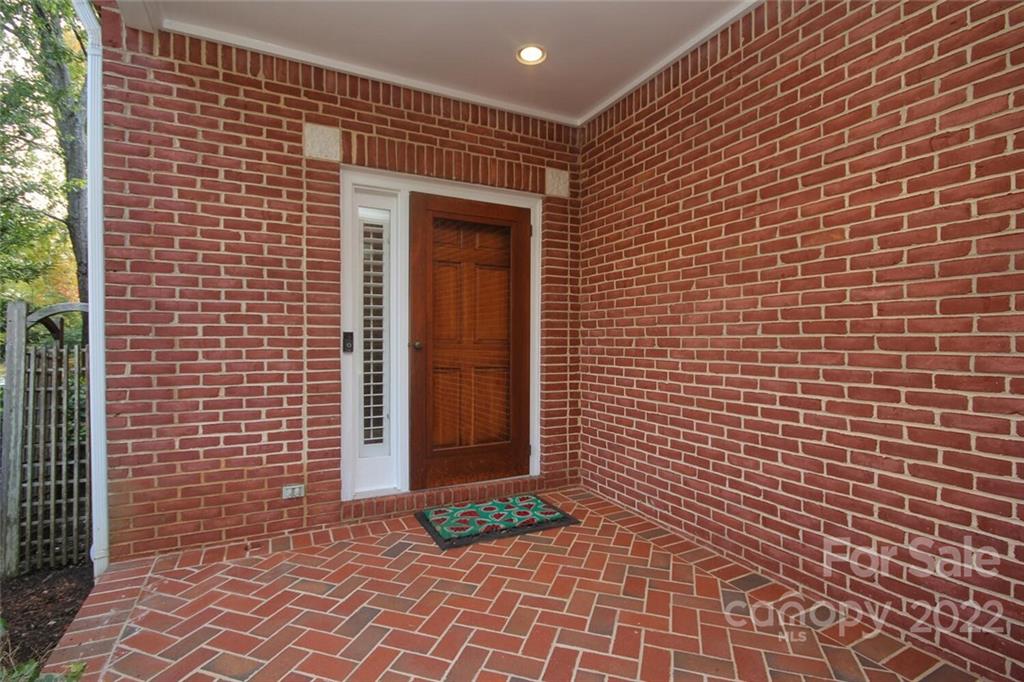 6033 Sharon Road Charlotte, NC 28210 - Photo 3 of 41 Gallery Image 3