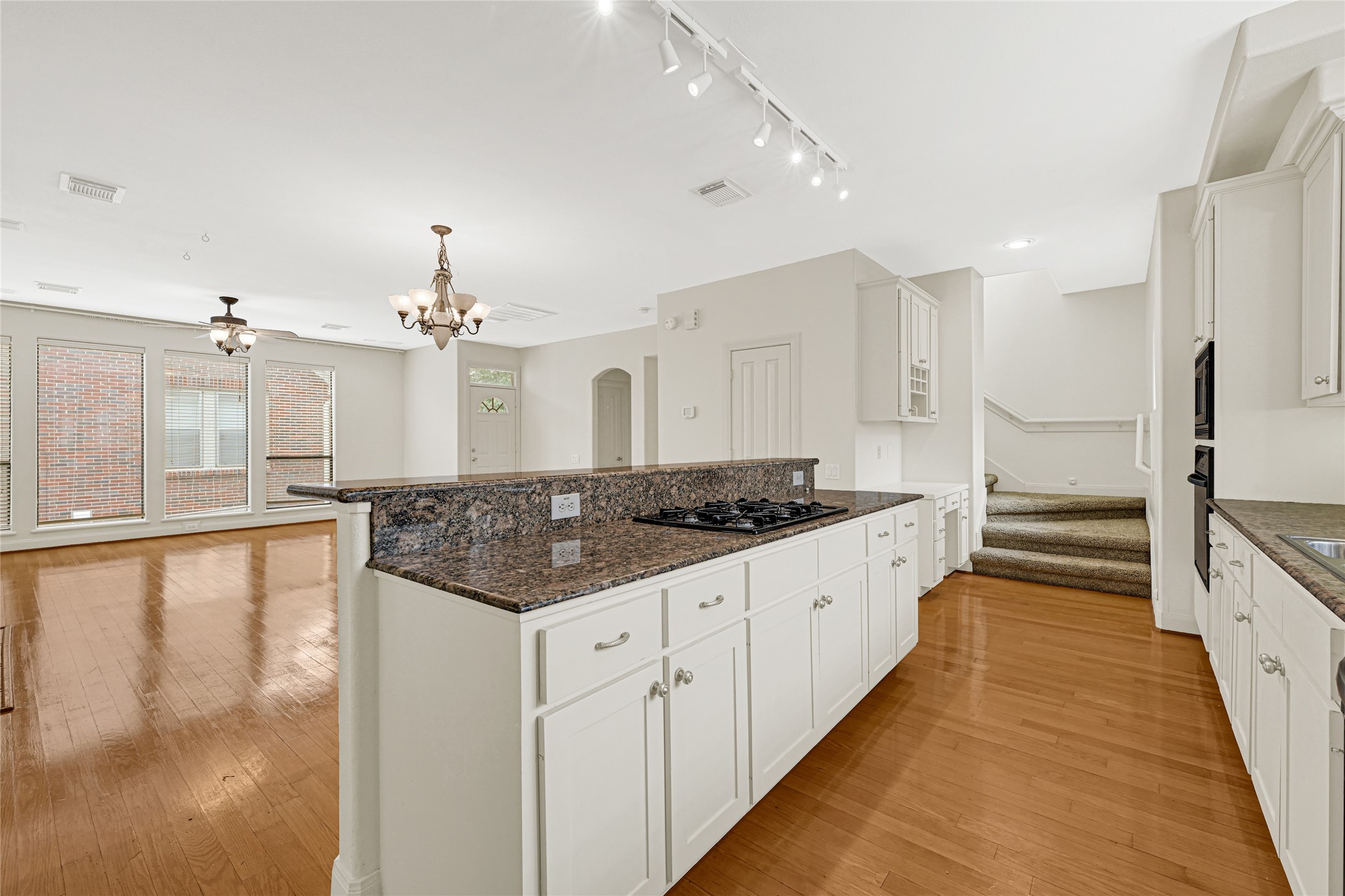 2414 Calumet Street, Unit B Houston, TX 77004 - Photo 13 of 27 a large white kitchen with a large window