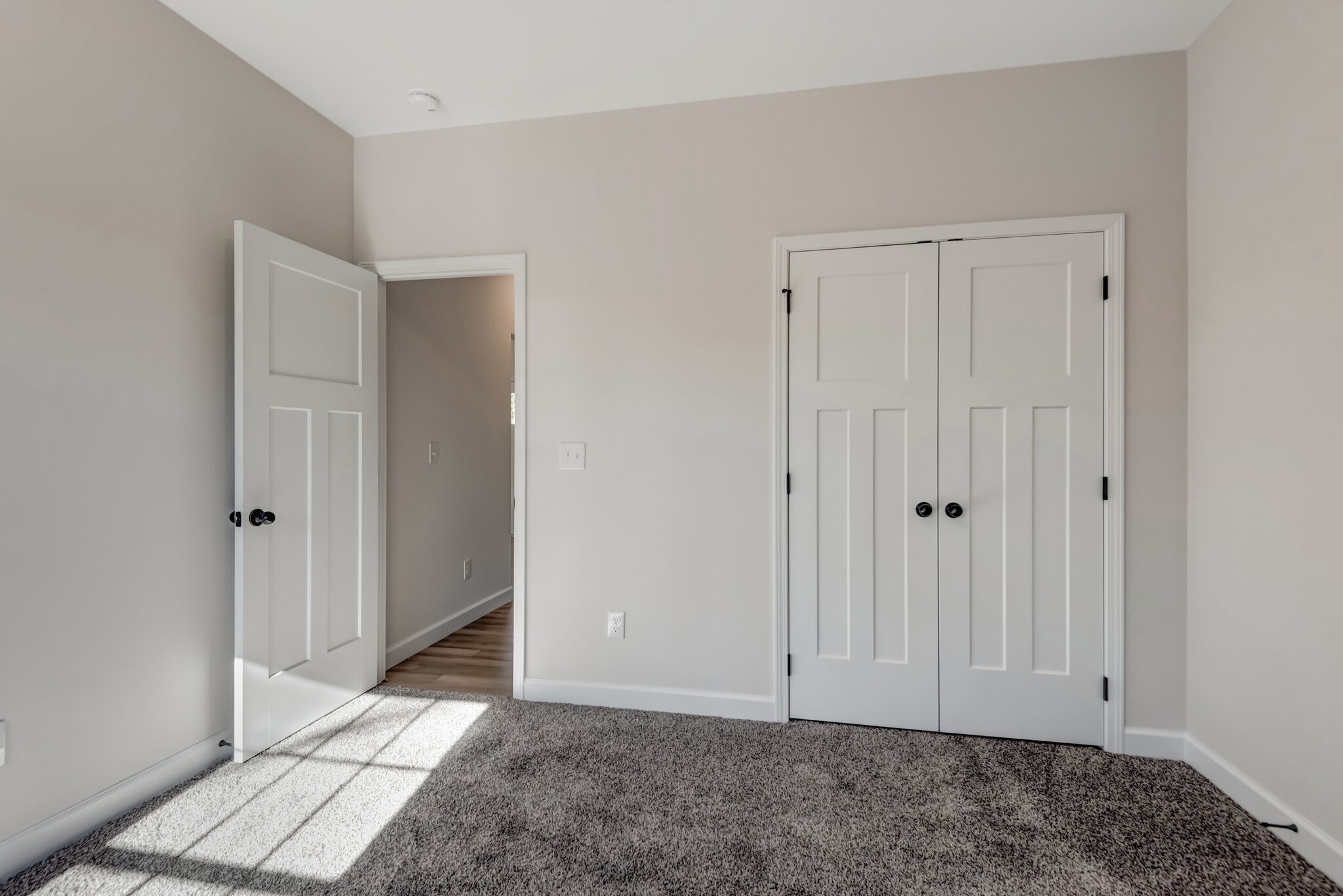 511 Sam Hollow Road Dickson, TN 37055 - Photo 29 of 40 a view of entryway with yard