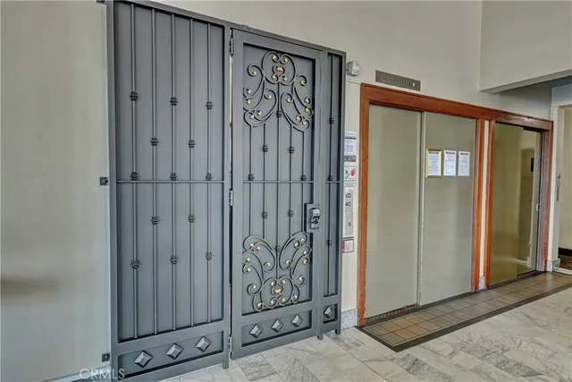 $360,000 | 360 West Ocean Boulevard, Unit 404, Long Beach, CA 90802