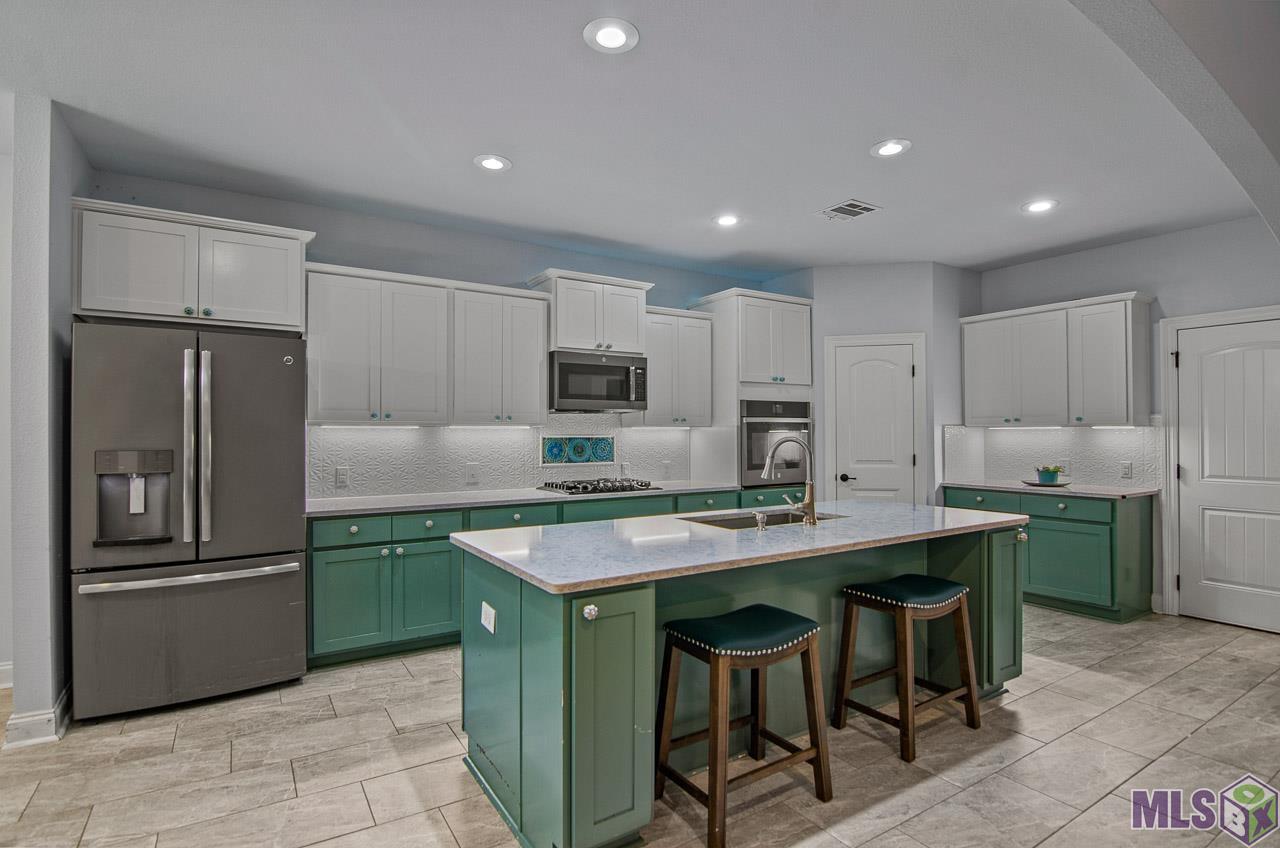 22554 Timber Ridge Drive Denham Springs, LA 70726 - Photo 6 of 23 Gallery Image 6