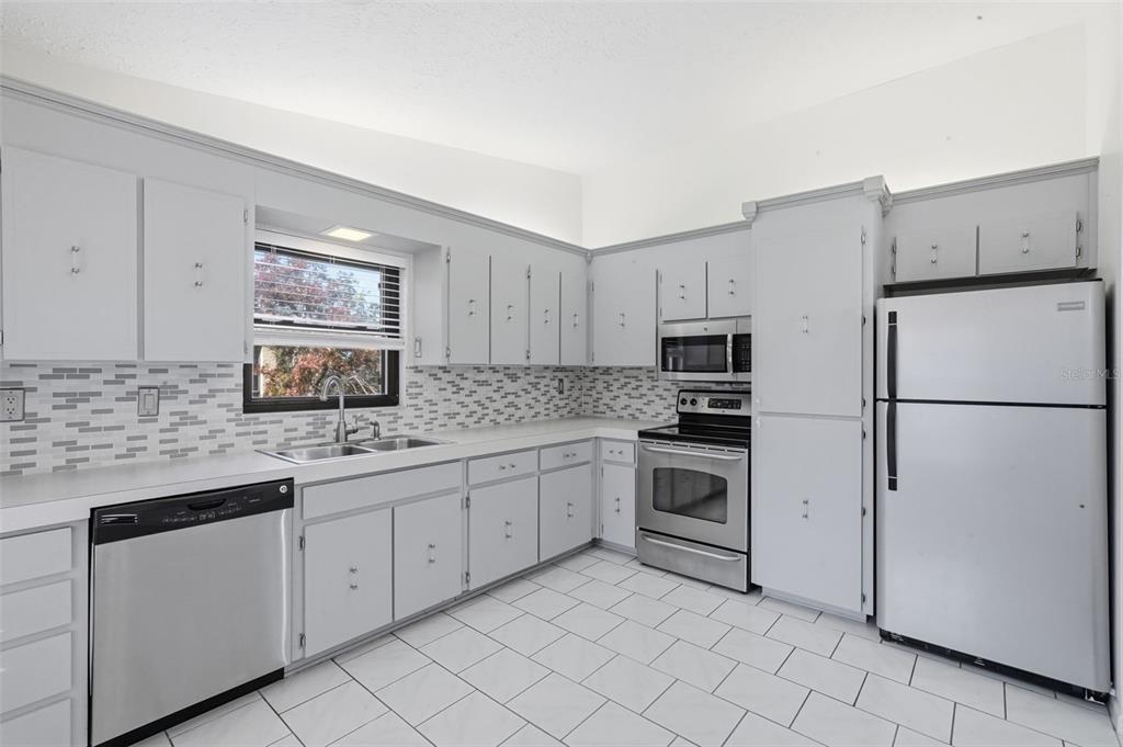 7715 Forest Trail, Unit 5 Port Richey, FL 34668 - Photo 21 of 33