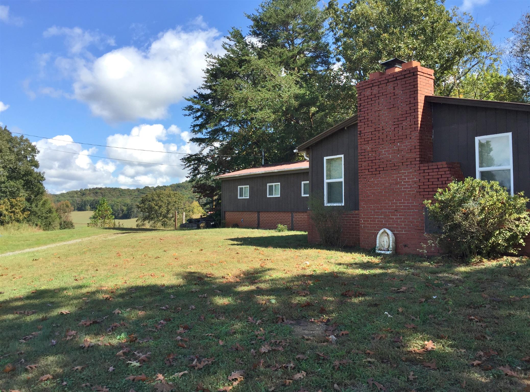 779 Bone Cave Road Rock Island, TN 38581 - Photo 12 of 17 Gallery Image 12