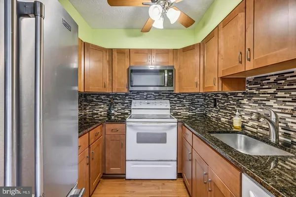 $2,400 | 7531 Weather Worn Way, Unit E, Columbia, MD 21046