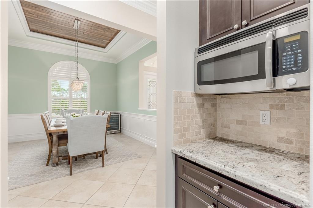 7568 Southeast Ravissant Drive Stuart, FL 34997 - Photo 30 of 70 Gallery Image 30