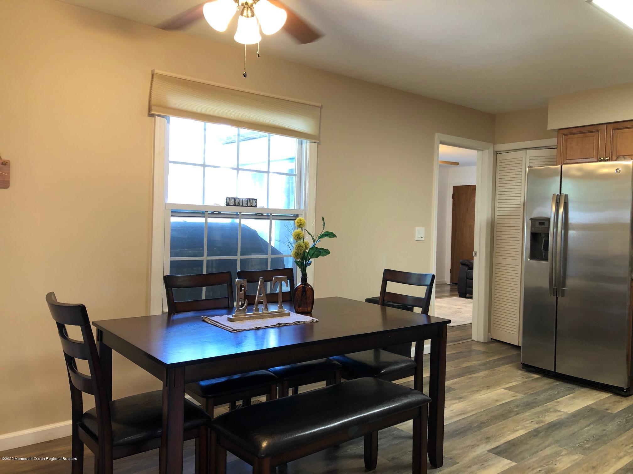 60 Korman Road Bayville, NJ 08721 - Photo 9 of 22 Kitchen