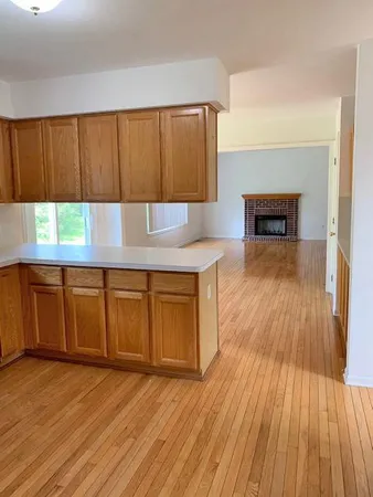 $2,850 | 251 Cloverleaf Court, Ann Arbor, MI 48103