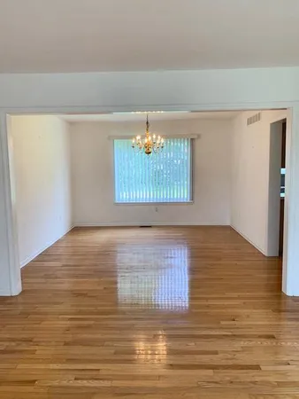 $2,850 | 251 Cloverleaf Court, Ann Arbor, MI 48103