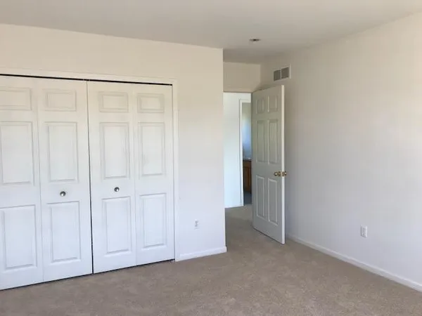 $2,850 | 251 Cloverleaf Court, Ann Arbor, MI 48103