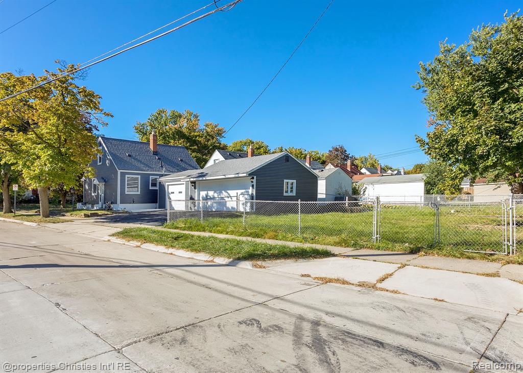 3802 Durham Road Royal Oak, MI 48073 - Photo 28 of 30