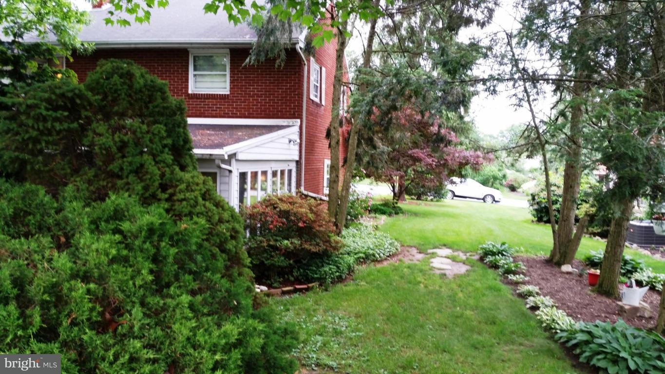 2261 Blossom Valley Road Lancaster, PA 17601 - Photo 4 of 25 Gallery Image 4
