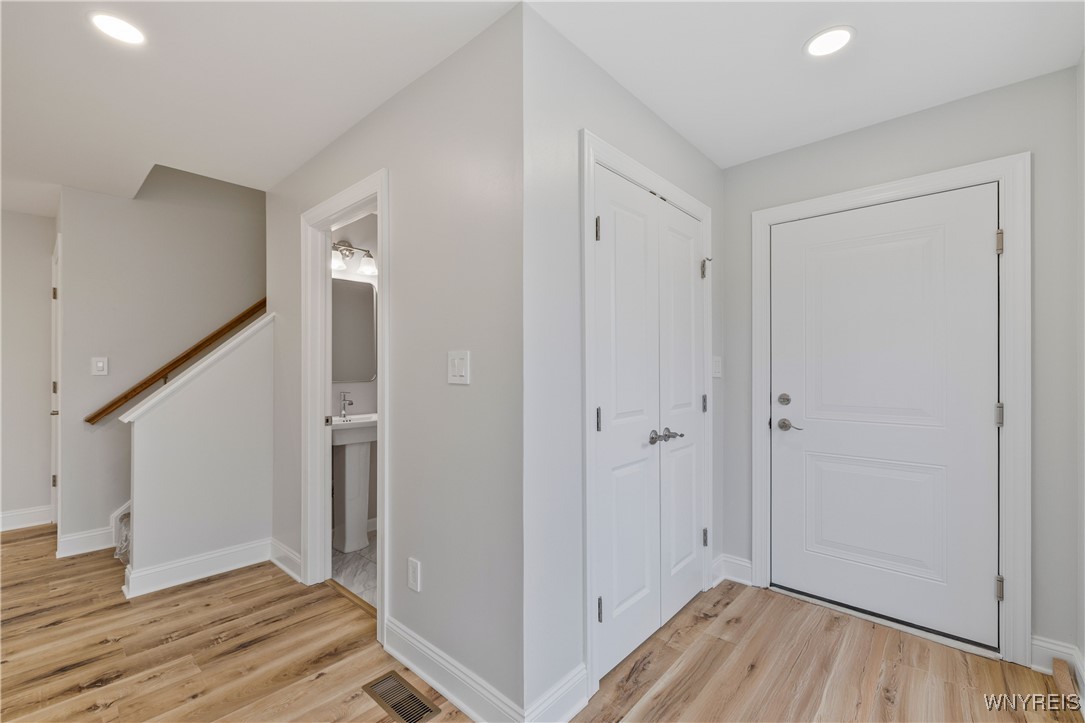 5951 Miller Road Lewiston, NY 14304 - Photo 4 of 35