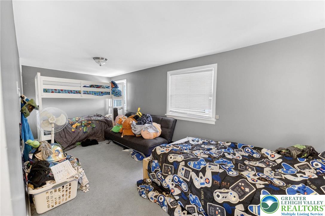 311 Lynoak Avenue Shillington, PA 19607 - Photo 25 of 40 a bedroom with bed and a window
