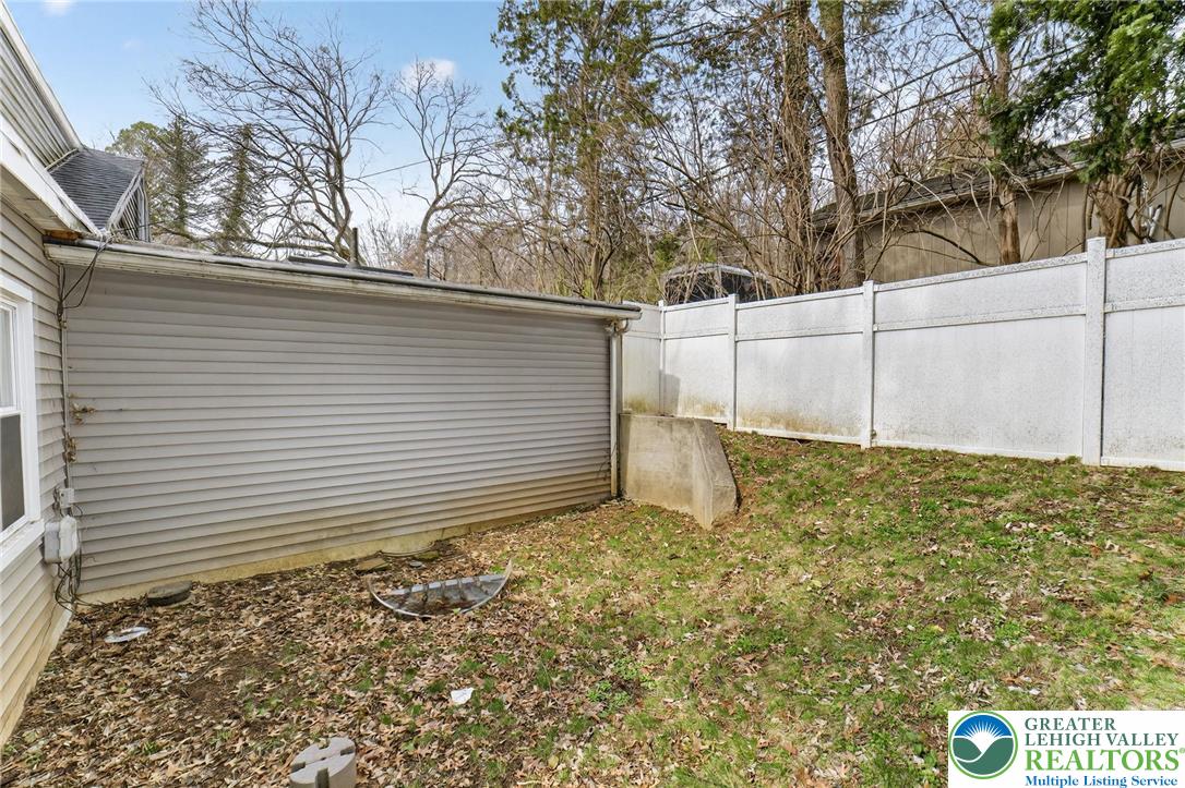 311 Lynoak Avenue Shillington, PA 19607 - Photo 29 of 40 a view of a backyard