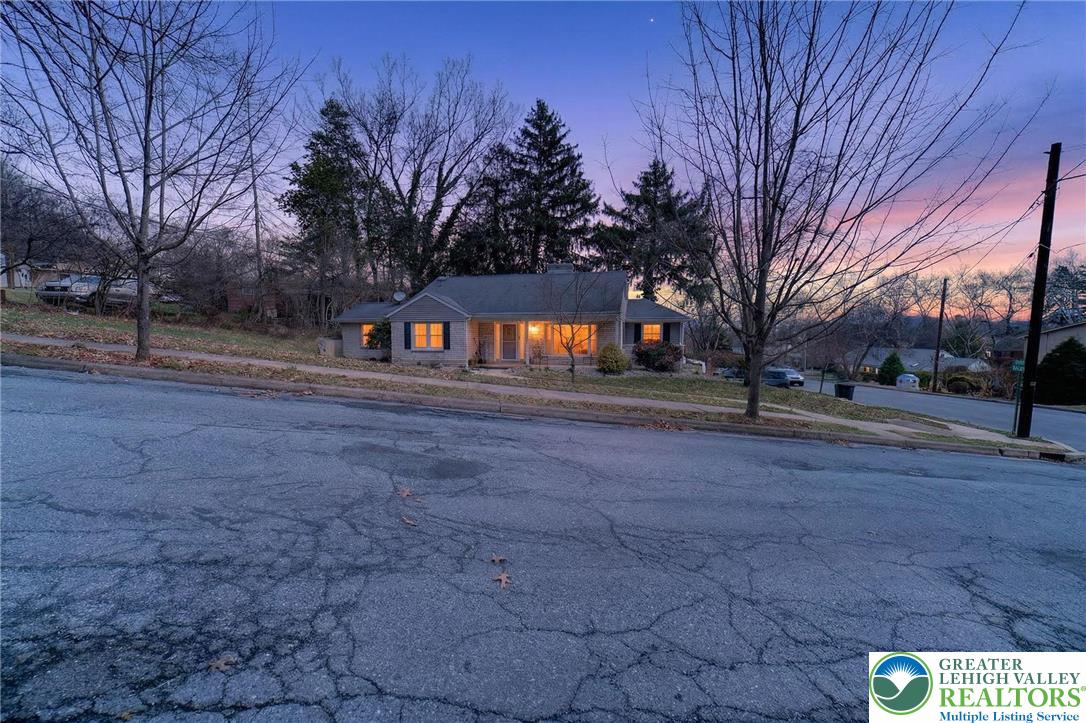 311 Lynoak Avenue Shillington, PA 19607 - Photo 35 of 40 a house view with outdoor space