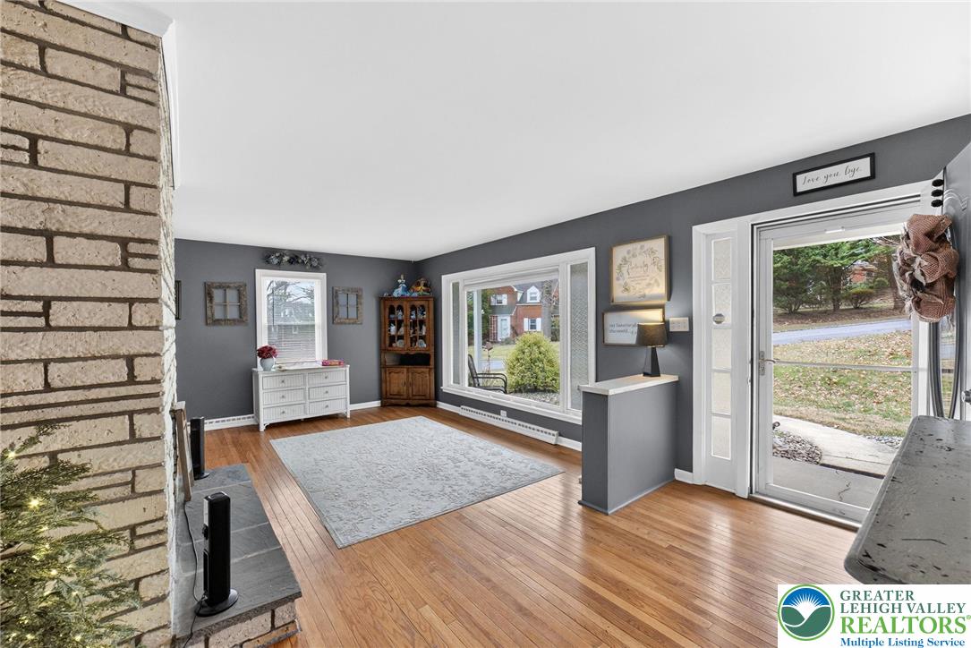 311 Lynoak Avenue Shillington, PA 19607 - Photo 4 of 40 workspace with wooden floor and windows