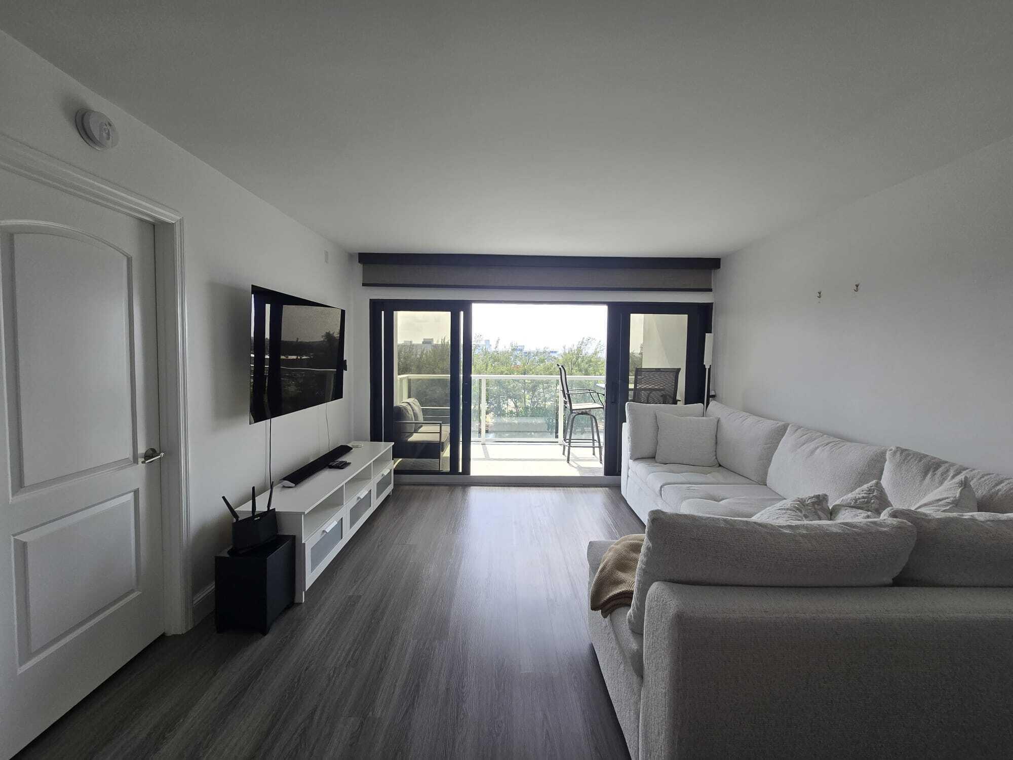 1401 North Riverside Drive, Unit 805 Pompano Beach, FL 33062 - Photo 8 of 37 WhatsApp Image 2026-07-08 at 7.43.01 PM