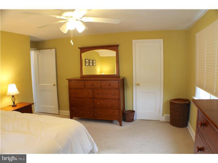 421 Pembroke Road Havertown, PA 19083 - Photo 22 of 25
