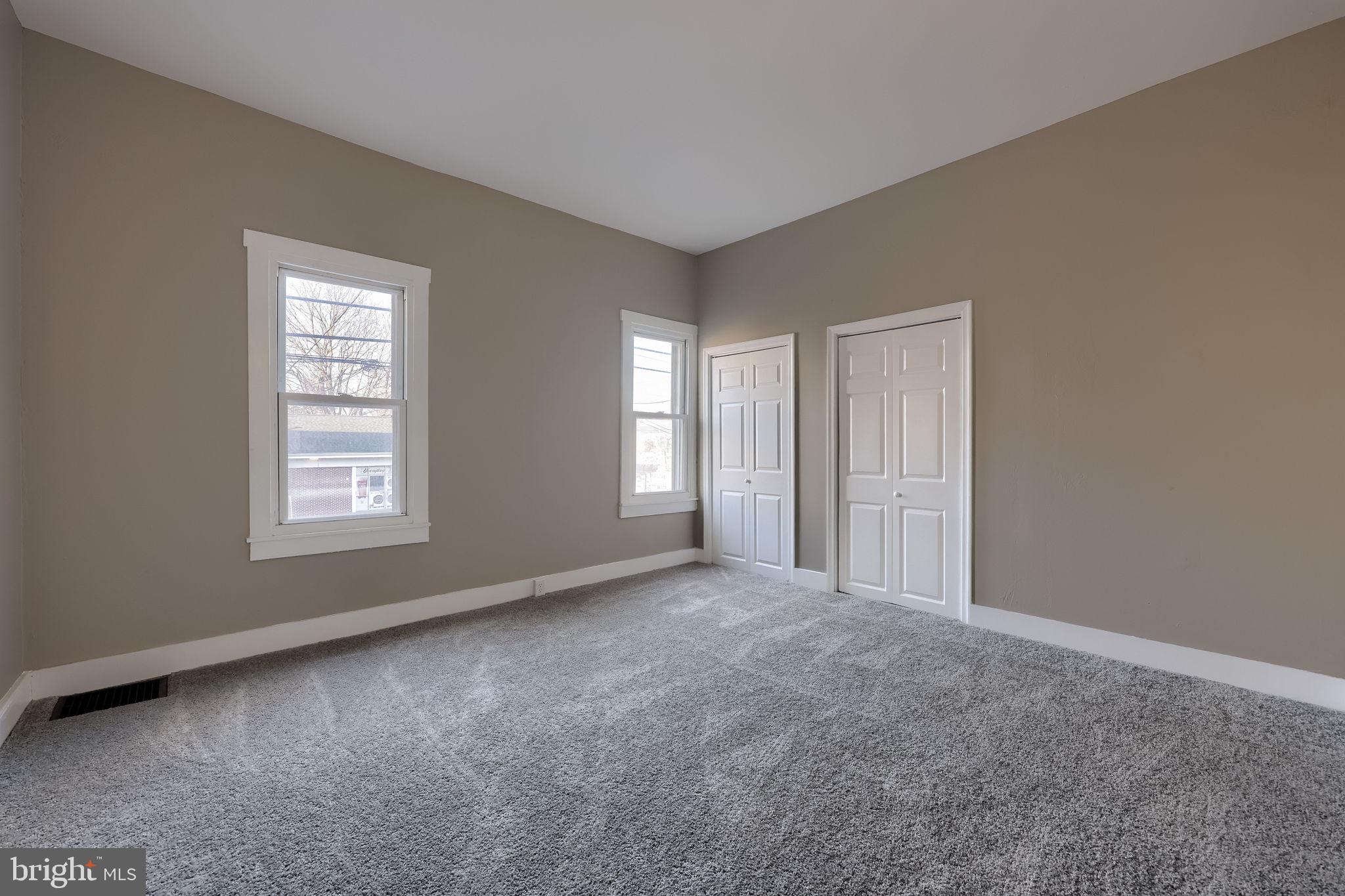 372 East Philadelphia Street York, PA 17403 - Photo 13 of 28