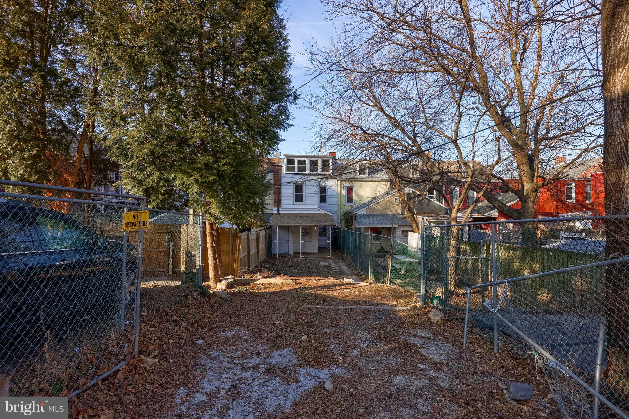 372 East Philadelphia Street York, PA 17403 - Photo 25 of 28