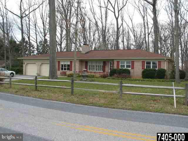 195 Reynolds Mill Road York, PA 17403 - Photo 1 of 9 Gallery Image 1