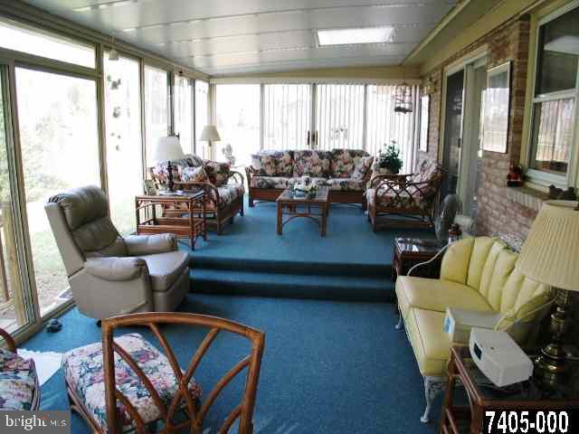 195 Reynolds Mill Road York, PA 17403 - Photo 2 of 9 Gallery Image 2