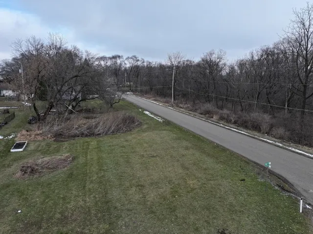 $79,900 | N53-w23713 Ervins, Sussex, WI 53089