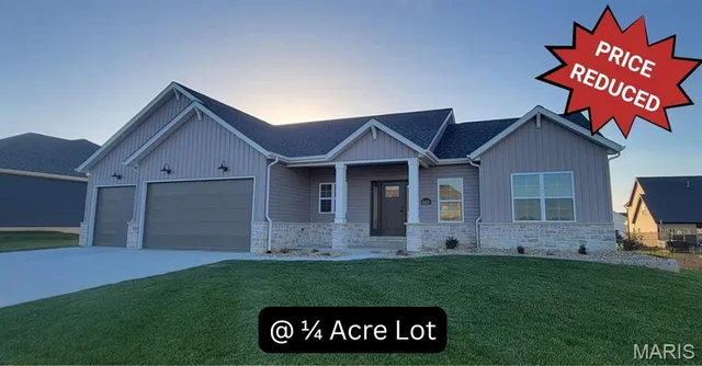 $499,000 | 1433 Guilford Place, Troy, IL 62294